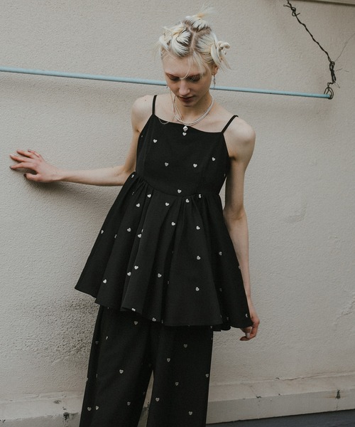 et.UNiVER(エトユニベール)の「Heart cami pants set(パンツドレス・レディース・ブラック/ブルー/ブラウン・SMALL/MEDIUM/LARGE)」の5枚目の写真