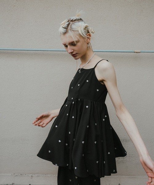 et.UNiVER(エトユニベール)の「Heart cami pants set(パンツドレス・レディース・ブラック/ブルー/ブラウン・SMALL/MEDIUM/LARGE)」の7枚目の写真