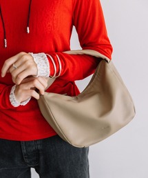Beau're（ヴュレ）の「BEAURE ソフトレザー ワンハンド Bag（ハンドバッグ）」