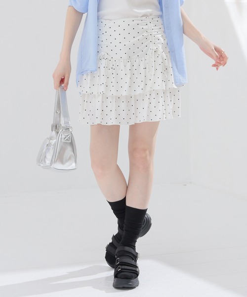 Honeys(ハニーズ)の「裏地パンツ付ティアードスカート(スカート・レディース・ホワイト系その他2/杢グレー/ブラック・L/LL/M/S)」の2枚目の写真