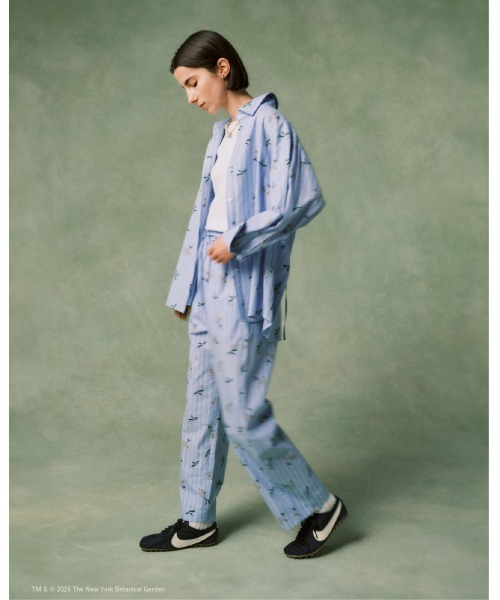 emmi(エミ)の「【emmi×NYBG】ストライプリラックスパンツ【セットアップ対応】(その他パンツ・レディース・イエロー/ブルー・0/1)」の1枚目の写真