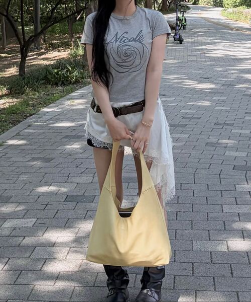 NICK&NICOLE(ニックアンドニコール)の「ROSE LETTERING CROPPED TOP_GRAY(Tシャツ/カットソー・レディース・その他・FREE)」の8枚目の写真