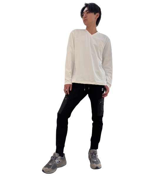 COOK JEANS(クックジーンズ)の「PUダガークロスVネックロングTシャツ(Tシャツ/カットソー・メンズ・ホワイト・SMALL/MEDIUM/LARGE/X-LARGE)」の3枚目の写真