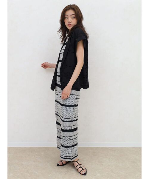 FIKA.(フィーカ)の「Striped mesh knit onepiece(ワンピース・レディース・シルバー/ベージュ・FREE)」の11枚目の写真