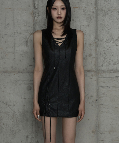 ETRE AU SOMMET(エトレオソメ)の「Corset Panel Leather One-Piece (Black)(ワンピース・レディース・ブラック・MEDIUM/SMALL)」の1枚目の写真
