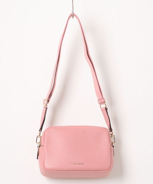 MICHAEL KORS(マイケルコース)の「BRYANT ぺブルレザー ダブルジップ チェーン カメラ クロスボディ ミディアム(ショルダーバッグ・レディース・ピンク系・FREE)」の6枚目の写真