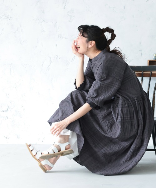 soulberry(ソウルベリー)の「ニュアンスチェックな夏のワンピース(シャツワンピース・レディース・チャコールグレー・M/5L/4L/3L/LL/L)」の11枚目の写真