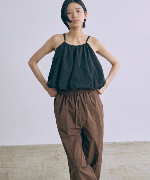 EN NEUME(エンノイム)の「Water-Repellent Pintuck Wide Pants(その他パンツ・レディース・アイボリー/ブラック/ブラウン・FREE)」の5枚目の写真
