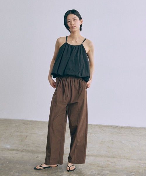 EN NEUME(エンノイム)の「Water-Repellent Pintuck Wide Pants(その他パンツ・レディース・アイボリー/ブラック/ブラウン・FREE)」の4枚目の写真