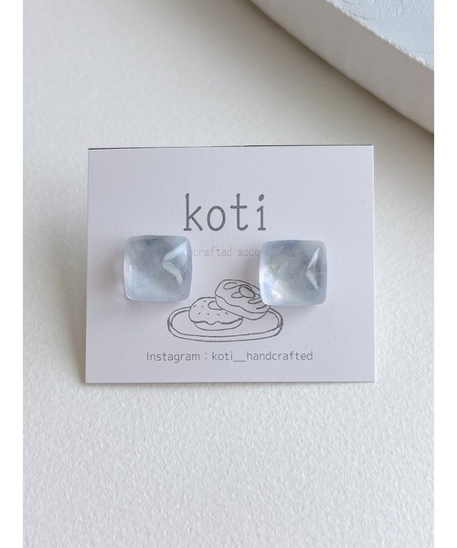 tone(トーン)の「【koti】Valo aurora square ピアス(MA)(ピアス(両耳用)・レディース・ホワイト系3/グリーン系1/ホワイト系1/ホワイト系2/ブルー系1/ブルー系2・FREE)」の2枚目の写真