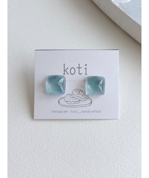 tone(トーン)の「【koti】Valo aurora square ピアス(MA)(ピアス(両耳用)・レディース・ホワイト系3/グリーン系1/ホワイト系1/ホワイト系2/ブルー系1/ブルー系2・FREE)」の6枚目の写真