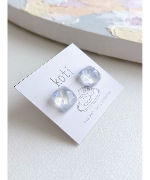 tone(トーン)の「【koti】Valo aurora square ピアス(MA)(ピアス(両耳用)・レディース・ホワイト系3/グリーン系1/ホワイト系1/ホワイト系2/ブルー系1/ブルー系2・FREE)」の12枚目の写真