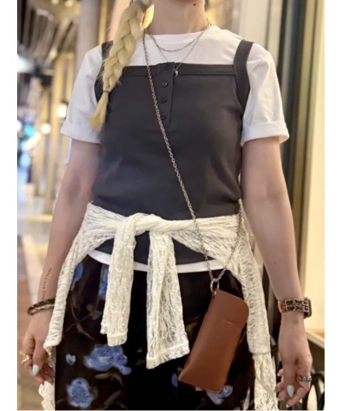 Te chichi(テチチ)の「【接触冷感】前後2WAYヘンリーネックスクエアタンク(タンクトップ・レディース・ボルドー/ブラック/オフホワイト/チャコールグレー・F)」の16枚目の写真