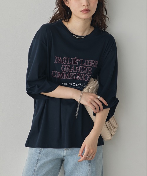 hunch(ハンチ)の「コンパクトスムース 刺繍ロゴTシャツ(Tシャツ/カットソー・レディース・アイボリー/ネイビー/ダークカーキ/ブラック・FREE)」の1枚目の写真