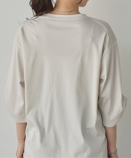 hunch(ハンチ)の「コンパクトスムース 刺繍ロゴTシャツ(Tシャツ/カットソー・レディース・アイボリー/ネイビー/ダークカーキ/ブラック・FREE)」の18枚目の写真