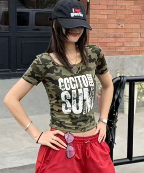 MEMECLE(メメクル)の「【 MEMECLE / メメクル 】スタッズデザインカモフラコンパクトTシャツ(Tシャツ/カットソー・レディース・B/A/C・FREE)」の5枚目の写真