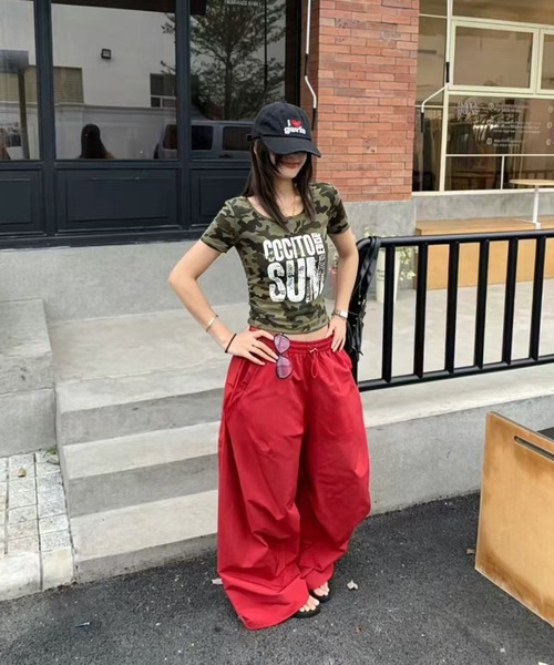 MEMECLE(メメクル)の「【 MEMECLE / メメクル 】スタッズデザインカモフラコンパクトTシャツ(Tシャツ/カットソー・レディース・B/A/C・FREE)」の6枚目の写真