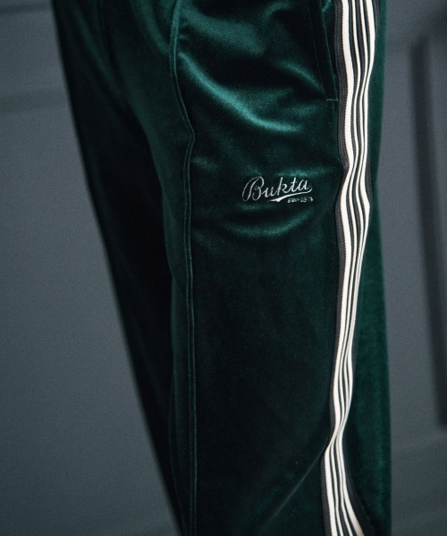 Bukta（バクタ）の「ベロア トラック パンツ（その他パンツ・メンズ・チャコール/グリーン・MEDIUM/LARGE/X-LARGE）」の8枚目の写真