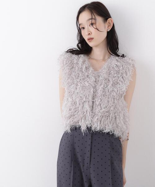 N.(N. Natural Beauty Basic)(エヌエヌナチュラルビューティーベーシック)の「フェザーヤーンニット(ベスト・レディース・グレー/ブラウン・フリ-)」の1枚目の写真