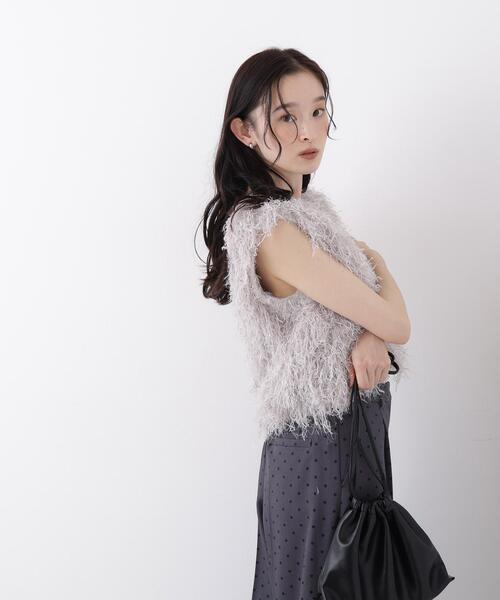 N.(N. Natural Beauty Basic)(エヌエヌナチュラルビューティーベーシック)の「フェザーヤーンニット(ベスト・レディース・グレー/ブラウン・フリ-)」の6枚目の写真