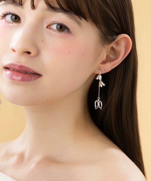 LA MUe（ラミュー）の「【LA MUE】ニッケルフリー チューリップ メタル ロング ピアス（ピアス（両耳用）・レディース・シルバー/ゴールド・FREE）」の7枚目の写真