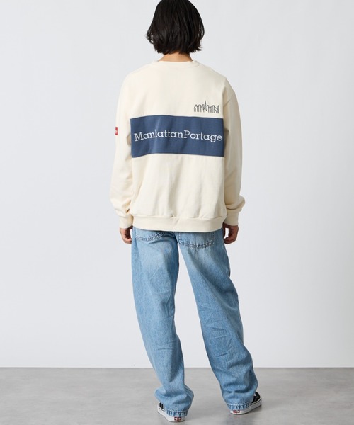Manhattan Portage（マンハッタンポーテージ）の「【WEB先行予約】[MANHATTAN PORTAGE/マンハッタンポーテージ] 別注 バック切替デザイン クルーネックスウェット（スウェット・レディース・ブラック/ブルー/アイボリー・S/XL/L/M）」の5枚目の写真