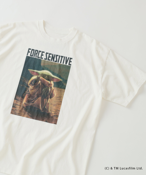 STAR WARS(スターウォーズ)の「スター・ウォーズ/マンダロリアン・アンド・グローグー 別注 プリントTシャツ(Tシャツ/カットソー・メンズ・アイボリー/ホワイト/ブラック・LARGE/MEDIUM)」の6枚目の写真