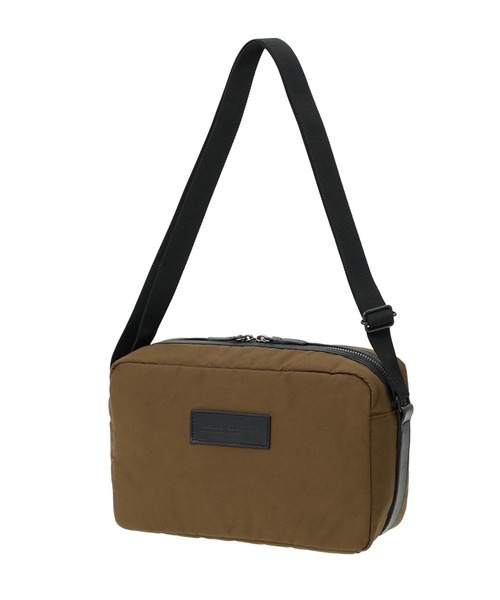 Manhattan Portage BLACK LABEL(マンハッタンポーテージ ブラックレーベル)の「NORFOLK BAG (L) MILLERAIN(ショルダーバッグ・メンズ・ブラック/ブラウン・SMALL)」の2枚目の写真