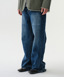 DIVEIN（ダイブイン）の「LOOSED SEMI FLARE DENIM PANTS (WASHED BLUE)（デニムパンツ）」