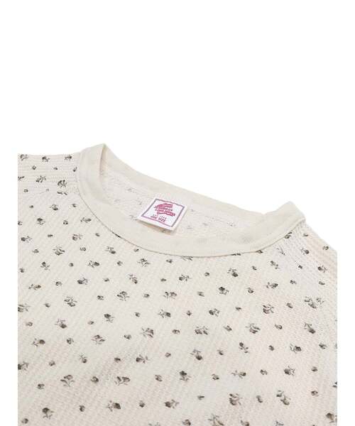 JEMORGAN(ジェーイーモーガン)の「【JEMORGAN LONG JOHNS】 CVCワッフル 花柄ラグランパック入りロンT(JD073-59S)(Tシャツ/カットソー・レディース・ホワイト系1/ホワイト系2・フリー)」の4枚目の写真