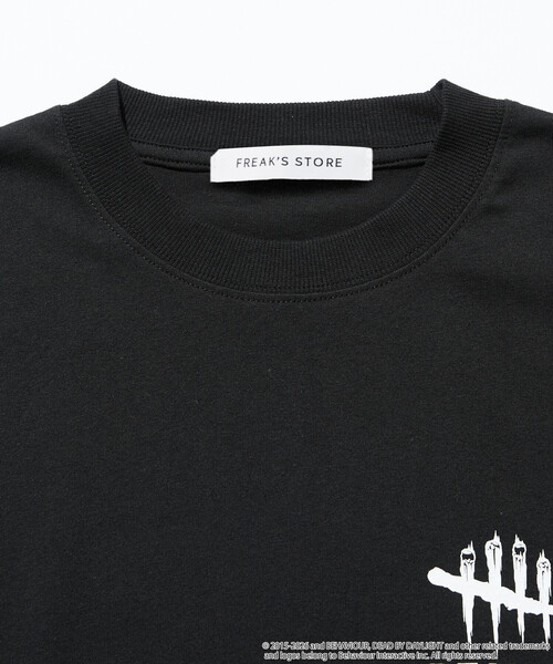 FREAK'S STORE(フリークスストア)の「DEAD BY DAYLIGHT 別注 THE HUNTRESS バックプリント クルーネックTシャツ(Tシャツ/カットソー・メンズ・ブラック/ホワイト・MEDIUM/LARGE/X-LARGE)」の5枚目の写真