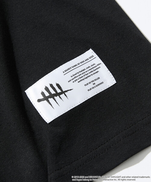 FREAK'S STORE(フリークスストア)の「DEAD BY DAYLIGHT 別注 THE HUNTRESS バックプリント クルーネックTシャツ(Tシャツ/カットソー・メンズ・ブラック/ホワイト・MEDIUM/LARGE/X-LARGE)」の7枚目の写真