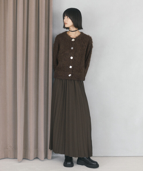 Firsthand(ファーストハンド)の「Firsthand/ファーストハンド バリエーションボタン シャギーニット カーディガン【限定展開】(カーディガン/ボレロ・レディース・ピンク/グレー/サックスブルー/ブラウン・FREE)」の12枚目の写真