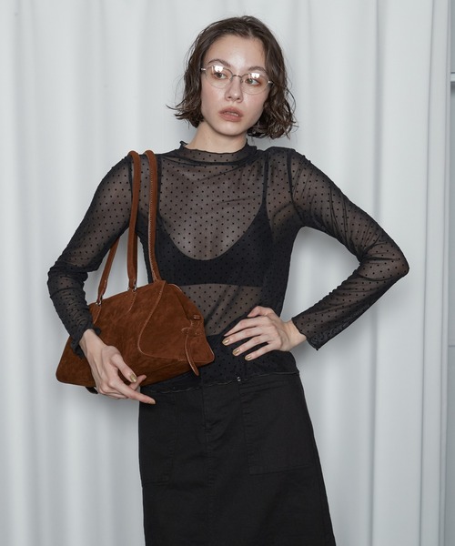 OFROOM(オフルーム)の「【2026秋冬新作】Dot Sheer Top|ドットシアートップス(Tシャツ/カットソー・レディース・ブラック/ブラウン/アイボリー・FREE)」の3枚目の写真