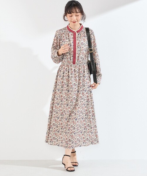 SHIPS Colors(シップス カラーズ)の「〈手洗い可能〉MULHOUSE フラワー プリント ワンピース(ワンピース・レディース・ブラウン/ナチュラル・ONE SIZE)」の20枚目の写真
