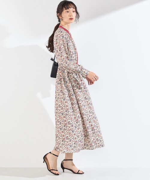 SHIPS Colors(シップス カラーズ)の「〈手洗い可能〉MULHOUSE フラワー プリント ワンピース(ワンピース・レディース・ブラウン/ナチュラル・ONE SIZE)」の22枚目の写真