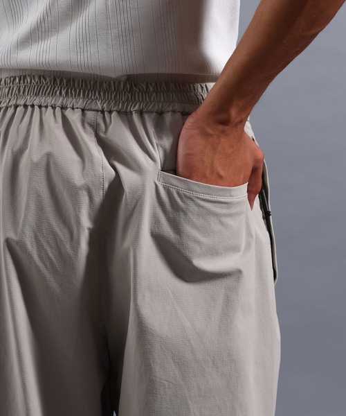 NUMERALS（ヌメラルズ）の「[NUMERALS]FREE MOVEMENT ACTIVE RIPSTOP PANTS（その他パンツ・メンズ・グリーン/ブラック/グレー・MEDIUM/LARGE）」の22枚目の写真