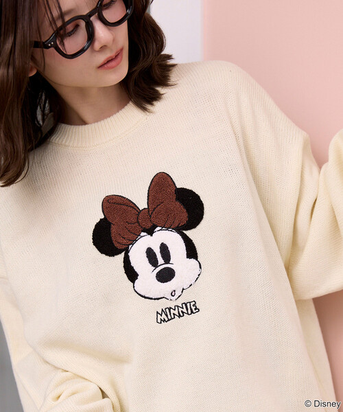 PUBLUX(パブリュクス)の「PUBLUX/パブリュクス Minnie Mouse/ミニーマウス/相良刺繍ニット 限定展開(ニット/セーター・レディース・チャコールグレー/ナチュラル/グレー・フリ-)」の4枚目の写真