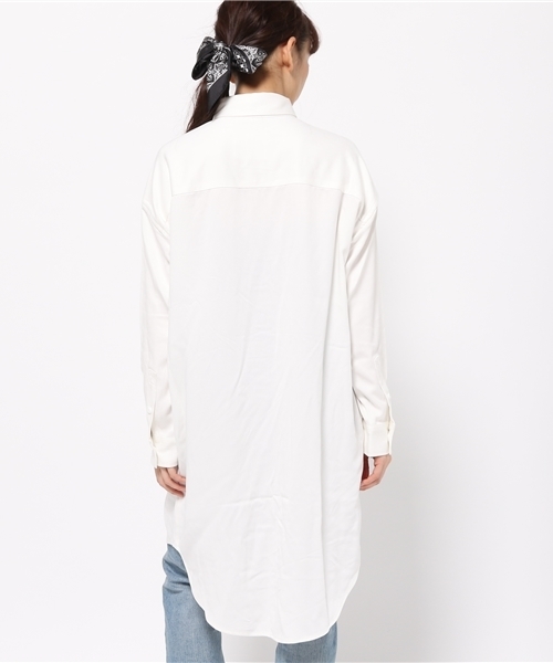 MOUSSY（マウジー）の「LONG KHAKI SHIRT（シャツ/ブラウス・レディース・ライトカーキ/ライトベージュ/ホワイト・FREE）」の12枚目の写真