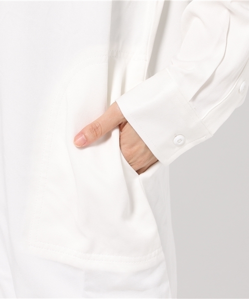 MOUSSY（マウジー）の「LONG KHAKI SHIRT（シャツ/ブラウス・レディース・ライトカーキ/ライトベージュ/ホワイト・FREE）」の4枚目の写真