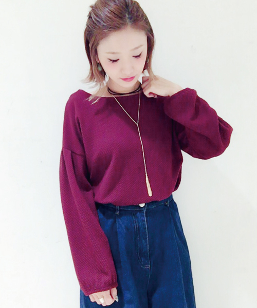 mysty woman（ミスティウーマン）の「チョーカー付きジャガードボリューム袖プルオーバー（Tシャツ/カットソー・レディース・ネイビー/ピンク系その他/オフホワイト/ボルドー・FREE）」の4枚目の写真
