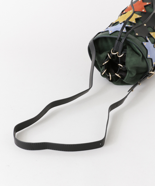 UR SELECT（ユーアールセレクト）の「スターパッチショルダー（ショルダーバッグ・レディース・ゴールド/キャメル/ブラック系その他/ブラック・FREE）」の17枚目の写真