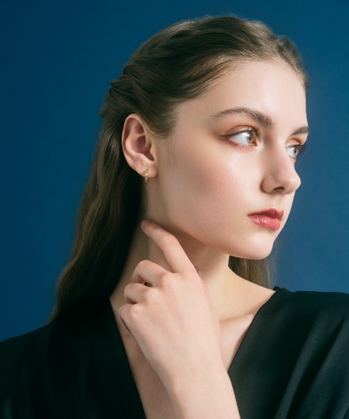 Jewel closet by L&Co.(ジュエルクローゼットバイエルアンドコー)の「K18 フープ ピアス(ピアス(両耳用)・レディース・ゴールド/ピンクゴールド・FREE)」の14枚目の写真