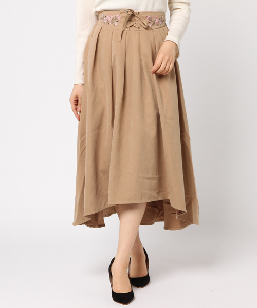 GeeRA（ジーラ）の「刺しゅう＆レースアップイレヘムスカート（スカート・レディース・ベージュ/ネイビー・LARGE/MEDIUM）」の12枚目の写真