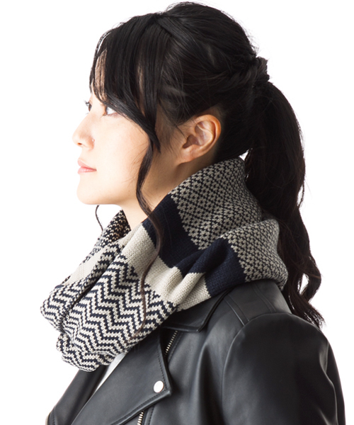 QUEENHEAD（クイーンヘッド）の「ライブリースヌード（ネックウォーマー/スヌード・レディース・グレー系その他/ベージュ系その他/ブルー系その他/グレー系その他2・FREE）」の4枚目の写真