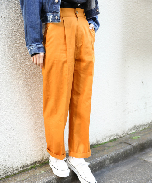 LOWRYS FARM(ローリーズファーム)の「オックスカラーワイドパンツ 783374 (その他パンツ・レディース・ブラック/ライラック/オレンジ/ベージュ・MEDIUM/LARGE)」の4枚目の写真