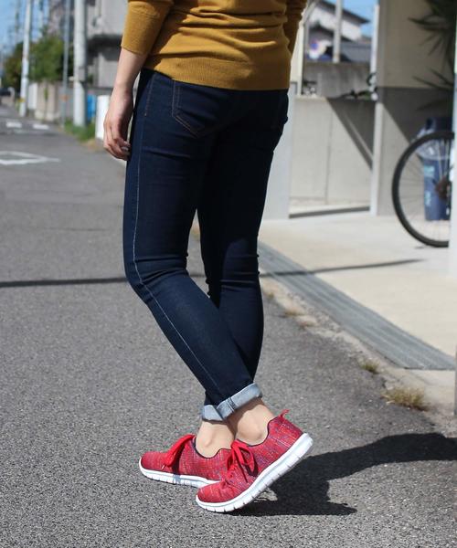 AmiAmi（アミアミ）の「超軽量スニーカー（スニーカー・レディース・ピンク/ブラック/ブラックミックス/ミックスグレー/レッド/ネイビー/ホワイト/ブラック系その他/グレー系その他/グレー/ピンク系その他/ライトグレー/パープル・23.5cm/22.5cm/24.5cm/23cm/25cm/24cm）」の17枚目の写真