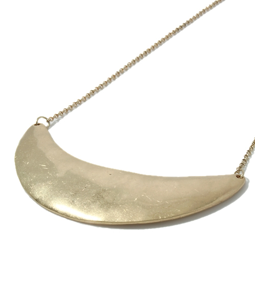 mystic（ミスティック）の「【mystic】 三日月ネックレス（ネックレス・レディース・ゴールド・ﾌﾘ-）」の4枚目の写真