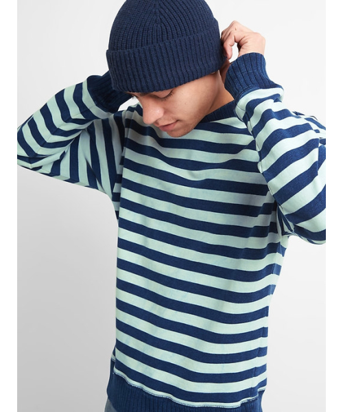 GAP（ギャップ）の「Gap インディゴプルオーバー スウェットシャツ（フレンチテリー）（スウェット・メンズ・ダークインディゴブルー/ホワイト×ブルー・L/M/S/XL/XS）」の5枚目の写真