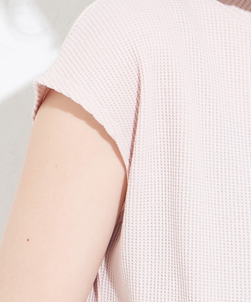 natural couture（ナチュラルクチュール）の「ワッフルTシャツ（Tシャツ/カットソー・レディース・アイボリー/ブラック/トップグレー/ピンクベージュ/レッド・FREE）」の8枚目の写真